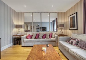 Modern 2 bedroom & 2 bathroom apartment in Fulham