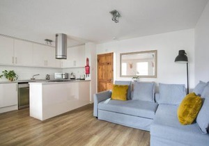 Modern Grassmarket Apartment