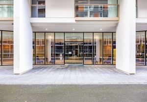 One Bed Lanterns Court Apartment in Canary Wharf