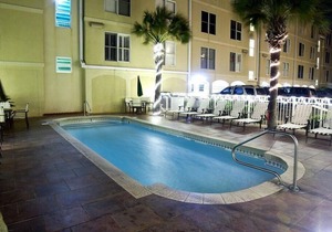 Partial Ocean View Room w/Free WiFi, Private Balcony, & Walk-In Shower