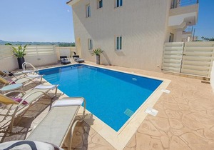 Pernera Holiday Villa 012