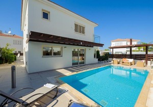 Pernera Holiday Villa 015