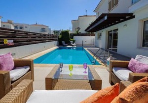 Pernera Holiday Villa 015