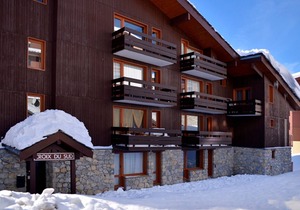 Renovated apartment, station center, balcony, 4 pers