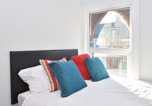 Townhouse @ 15 Brunswick Place Stoke