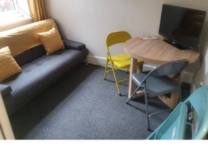 Townhouse @ 33 Kinver St Stoke - Whole 3 Bedroom House