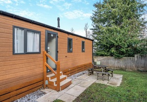 Ultra modern caravan with one master double with en suite W.