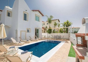 Villa ∙ 3 bedrooms ∙ 6 guests