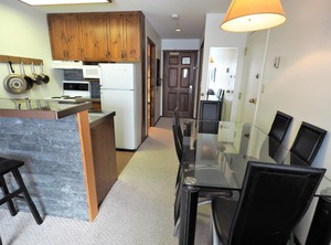 Apex Mountain Inn Bdrm | Okanagan-Similkameen
