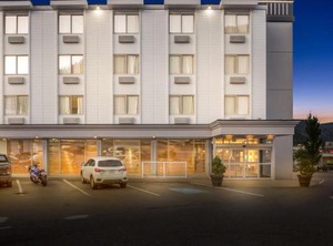 Columbia River Hotel | Trail