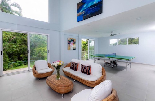 Manuel Antonio Villa | 1022 m² Villa ∙ 10 bedrooms ∙ 34 guests
