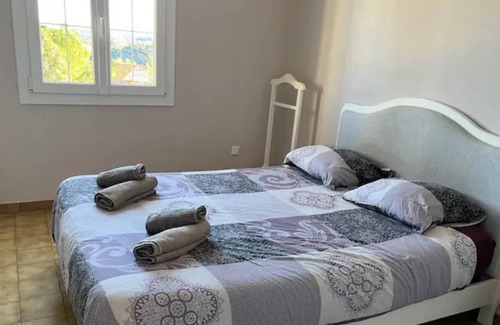 Vailhauques House | 130 m² House ∙ 4 bedrooms ∙ 6 guests