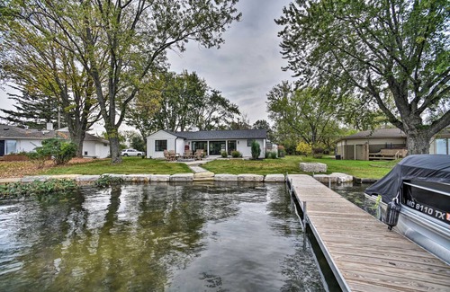 Lake Fenton House | 139 m² House ∙ 3 bedrooms ∙ 6 guests