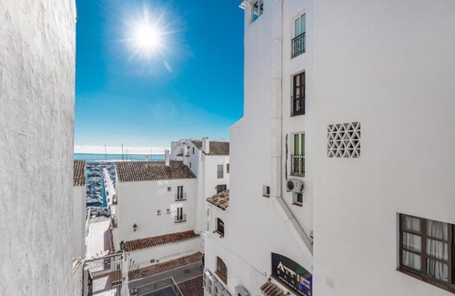 Puerto Banus Apartment | 2 bedroom apartment in Puerto Banus