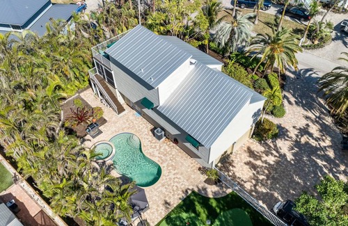 Bay Isle House | 210 m² House ∙ 4 bedrooms ∙ 10 guests