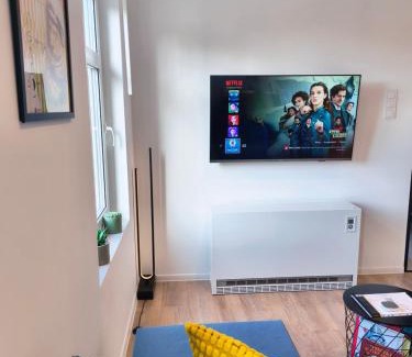 Chorzow Batory Apartment | #22, Free parking, Self check-in, Perfect location for Katowice, Chorzow, and DTS, 3rd floor - no elevator