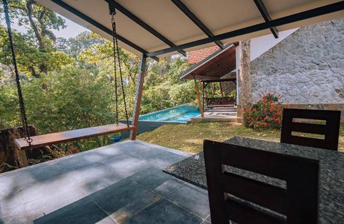 Kannan Devan Hills Resort | 2200 m² Resort ∙ 4 bedrooms ∙ 18 guests