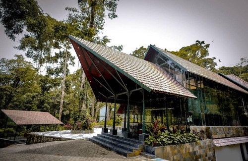 Kannan Devan Hills Resort | 2200 m² Resort ∙ 4 bedrooms ∙ 18 guests