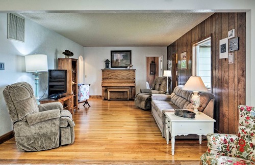 Grangeville House | 232 m² House ∙ 4 bedrooms ∙ 8 guests