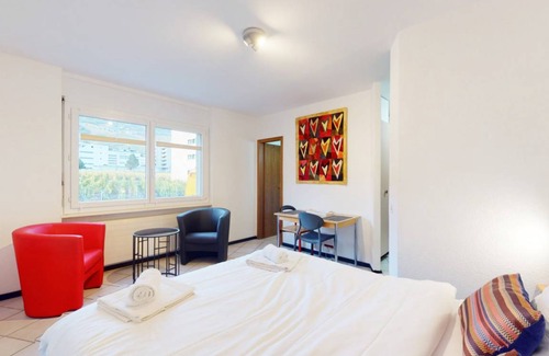 Sierre Apartment | 25 m² Studio flat ∙ 1 bedroom ∙ 2 guests