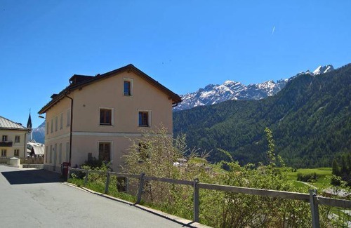 Ardez Bed & Breakfast | 26 m² Bed and breakfast ∙ 4 guests