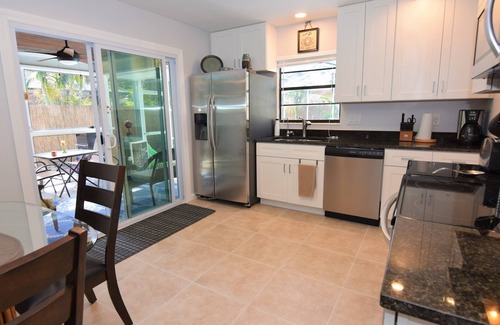 Paver Park House | 3 bedroom Home with Pool Near Downtown.