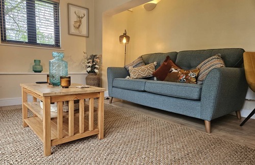 Stowmarket Cottage | 45 m² Cabin ∙ 1 bedroom ∙ 2 guests