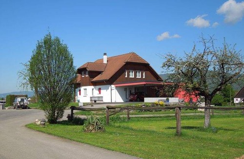 Courcelon Apartment | 70 m² Apartment ∙ 4 guests