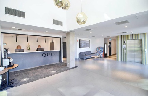 Rockingham Apartment | 75 m² Serviced apartment ∙ 10 guests