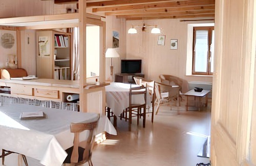 Plancher-les-Mines Apartment | 90 m² Apartment ∙ 3 bedrooms ∙ 9 guests