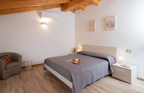 Bardolino House | 92 m² House ∙ 2 bedrooms ∙ 6 guests