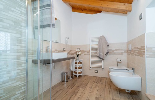 Bardolino House | 92 m² House ∙ 2 bedrooms ∙ 6 guests