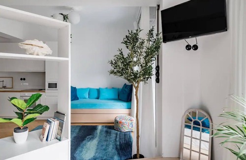 Thessaloniki City Centre Apartment | Blue City Center Boutique Apartment