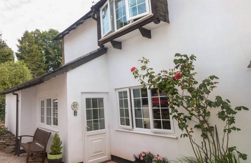 Paignton Cottage | Cabin ∙ 2 bedrooms ∙ 4 guests