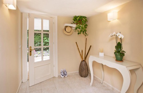 Guadalmina Apartment | Casa Orquidea