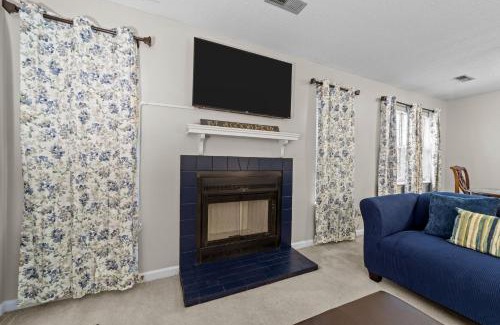 Greensboro Apartment | Comfortable Greensboro Condo