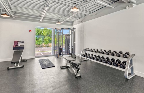 Central Sarasota Condo | Condo ∙ 2 bedrooms ∙ 5 guests