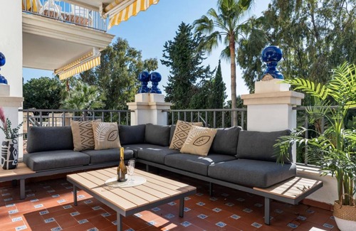 Puerto Banus Apartment | 181 m² Apartment ∙ 2 bedrooms ∙ 4 guests
