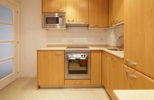 San Sebastian Centro Apartment | Garibay Terrace by FeelFree Rentals