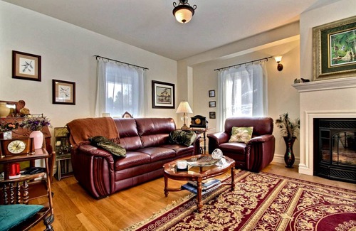 North Dundas Cabin | Lodge ∙ 1 bedroom ∙ 4 guests