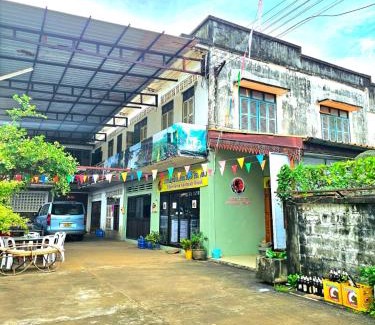 Pakse Hostel | Pakse Green Adventure Hostel Two