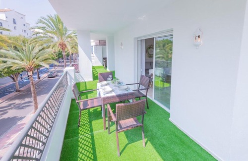 Puerto Banus Apartment | TERRAZAS DE BANÚS SUNLIT RETREAT, WALK EVERYWHERE!