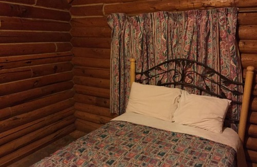 Moab Hostel | The Lazy Lizard Hostel