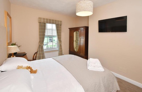 Stoke-on-Trent House | Townhouse @ Shelton New Road Stoke