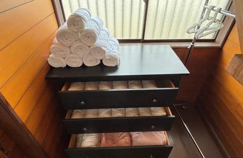 Mito House | 一棟貸しの宿 貸別荘 水戸ハウス Vacation Rental Mito House! Location is 1-2-55 Kanemachi Ibaraki Prefecture 場所は茨城県水戸市金町1-2-55です ドア横のキーボックスの番号はご予約後に,チェックイン情報を見る,をご覧下さい