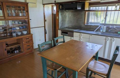 Iwafune Apartment | 古民家一軒貸切/BBQコンロ・プラレール貸出/無料パーキング [しずこのいえ]
