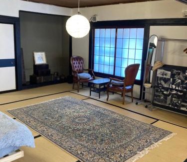 Komoro House | 小グループ専門貸切一軒家 パーティーOK観光スポット徒歩圏内 小諸駅歩2分揚羽屋 Specializing in small groups, Party OK, Walking to tourist spots, Vacation Rental House 2 min from Komoro sta