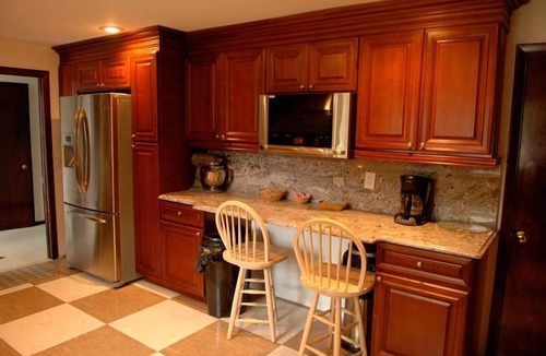 Hampton Bays House | 10 Bedroom Hampton House with a regulation size Pickleball court