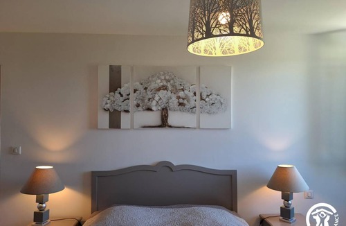 Saint-Germain-des-Pres House | 100 m² Gîte ∙ 3 bedrooms ∙ 6 guests