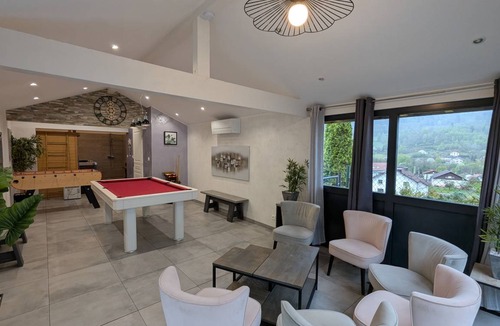 Fresse-sur-Moselle Cottage | 158 m² Cabin ∙ 5 bedrooms ∙ 12 guests